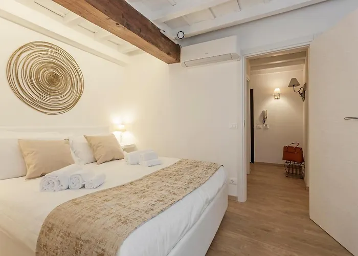 Tornabuoni - Flo Centro Storico Appartement *