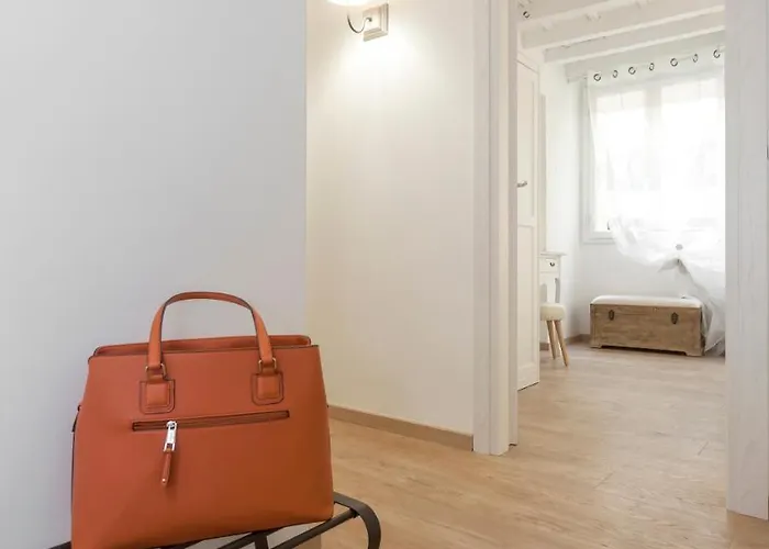 Tornabuoni - Flo Centro Storico * Florence